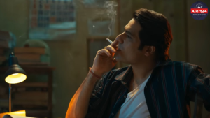 क्या एस्पिरेंट्स वेब सीरीज वाले - संदीप भैयाअसल जिंदगी में भी सिगरेट पीते हैं